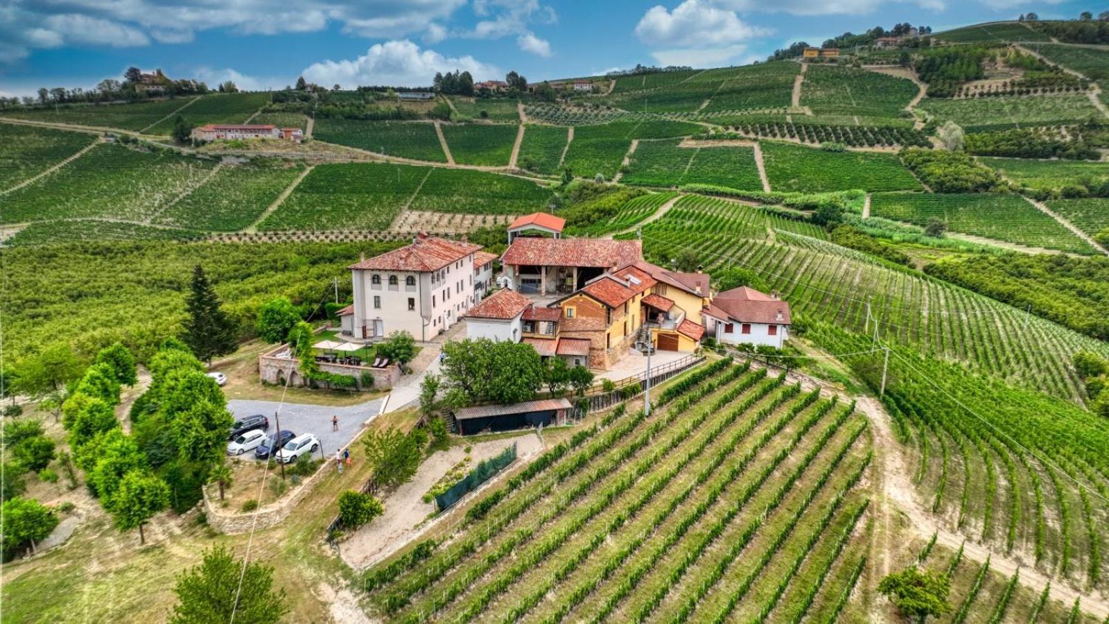 Cascina Baresane Panzió Alba Kültér fotó