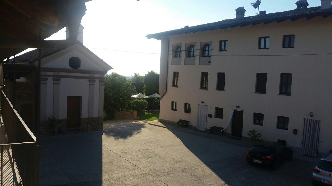 Cascina Baresane Panzió Alba Kültér fotó
