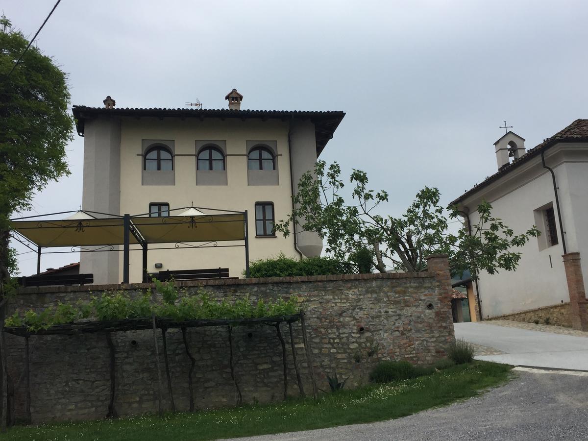 Cascina Baresane Panzió Alba Kültér fotó