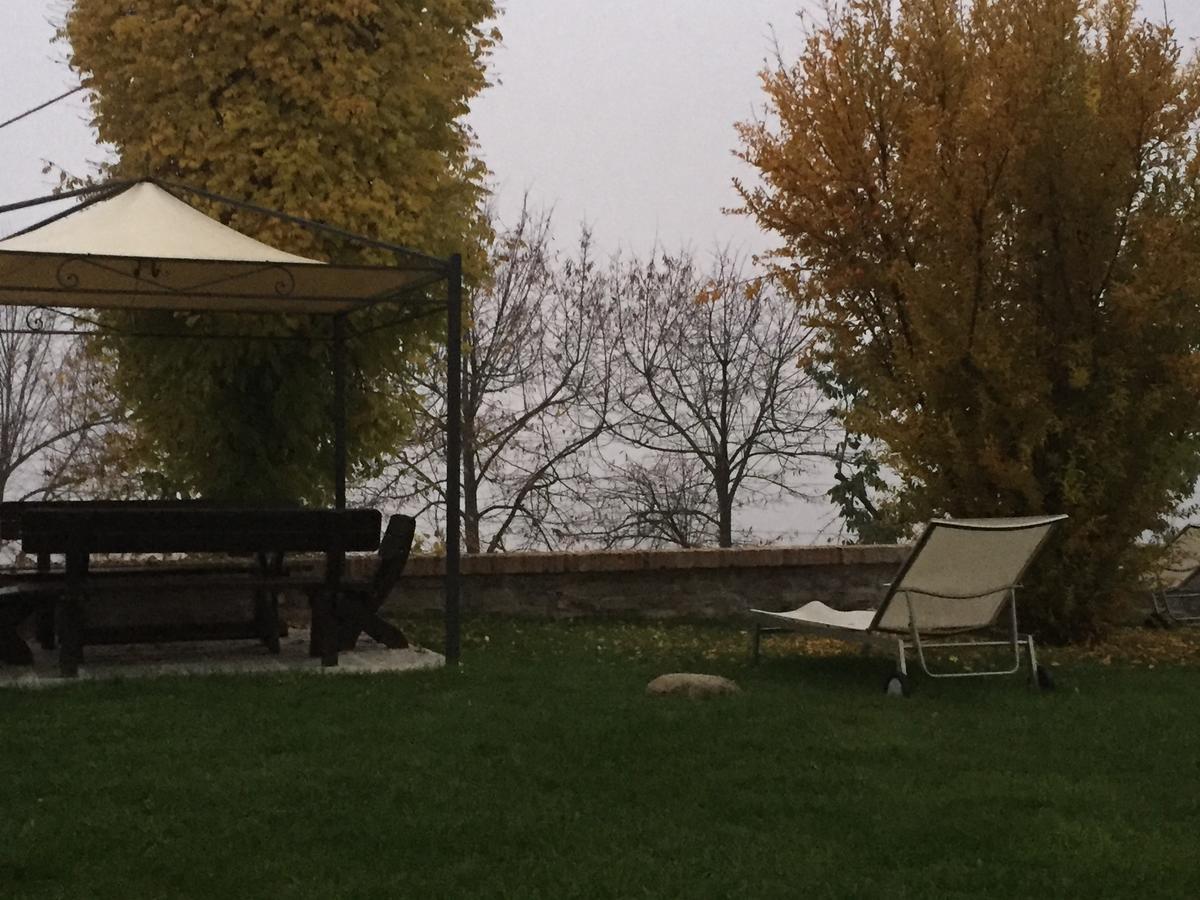 Cascina Baresane Panzió Alba Kültér fotó