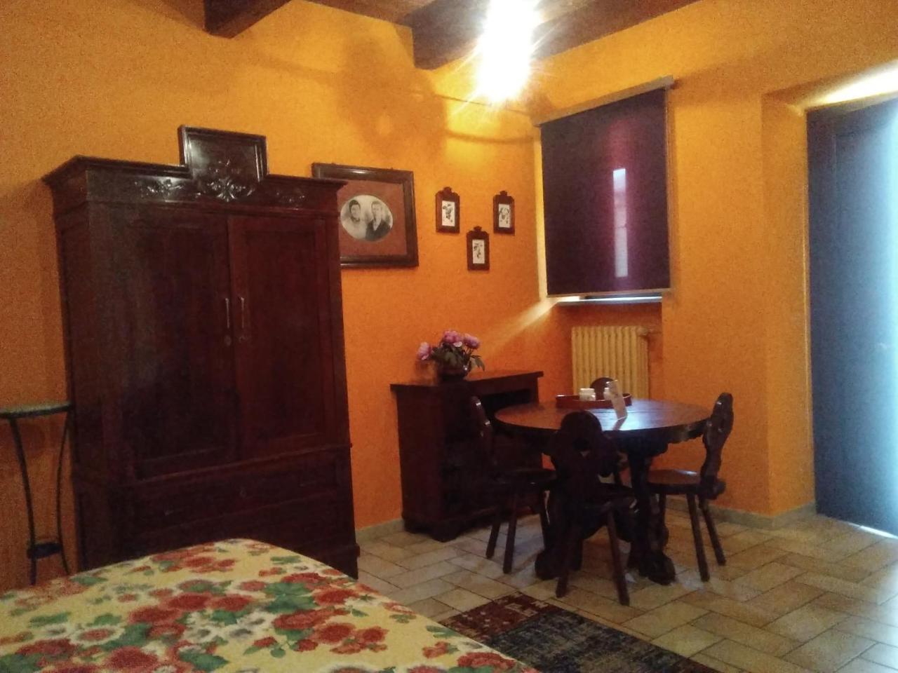 Cascina Baresane Panzió Alba Kültér fotó